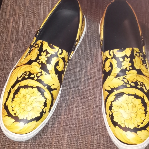 Versace shoes, size 41, yellow and black. - Picture 4 of 7
